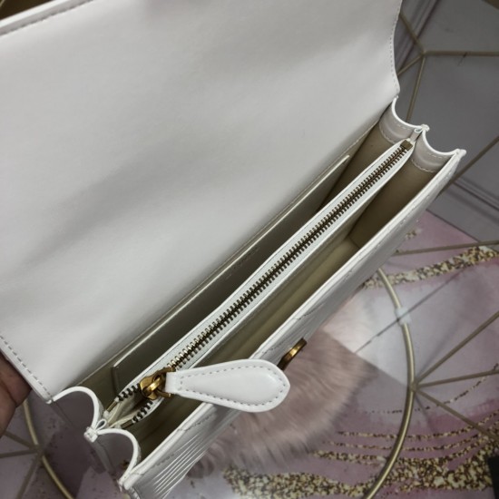 Pinko Bags Top Quality
27*17*8cm