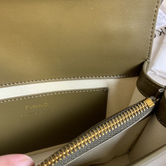 Pinko Bags Top Quality
21x13x6