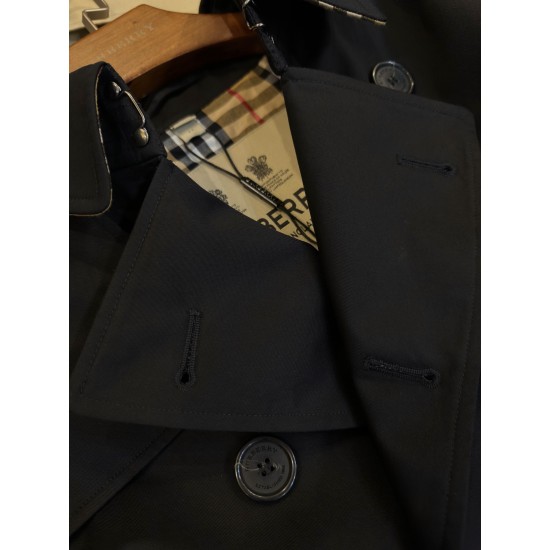 Burberry coat
uk4，6，8，10，12