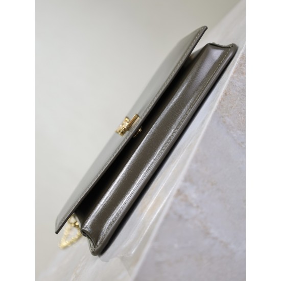 YSL Bags Top Quality
18x11x2cm