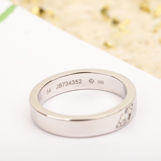 Van Cleef Jewelry Ring