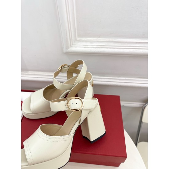 Valentino Shoes Top Quality