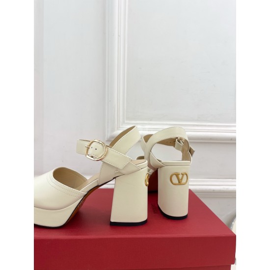 Valentino Shoes Top Quality