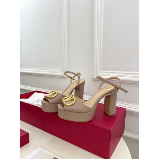 Valentino Shoes Top Quality