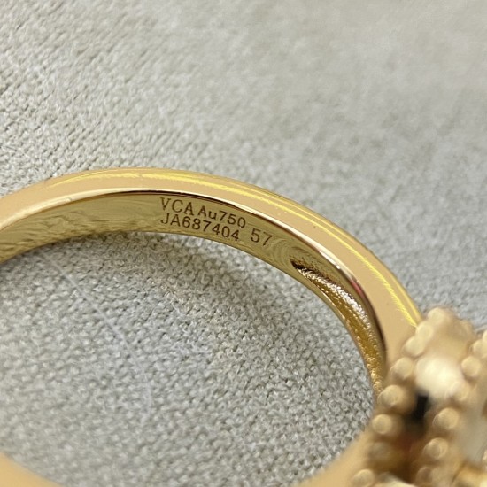 Van Cleef Jewelry High Quality