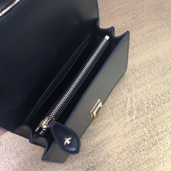 Pinko Bags Top Quality
21x13x6