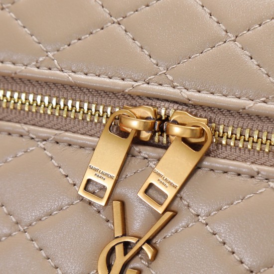 YSL Bags Top Quality
18×11×6.5 cm