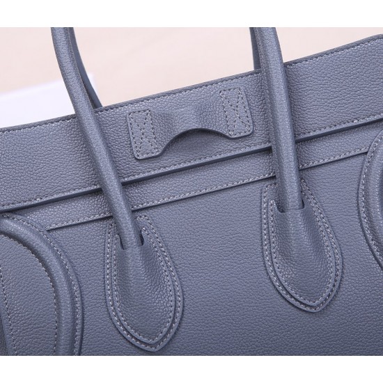 Celine Bags Top Quality 
Small size 20 * 20 * 8cm
Medium size 26 * 26 * 13cm
Large size 30 * 30 * 15cm