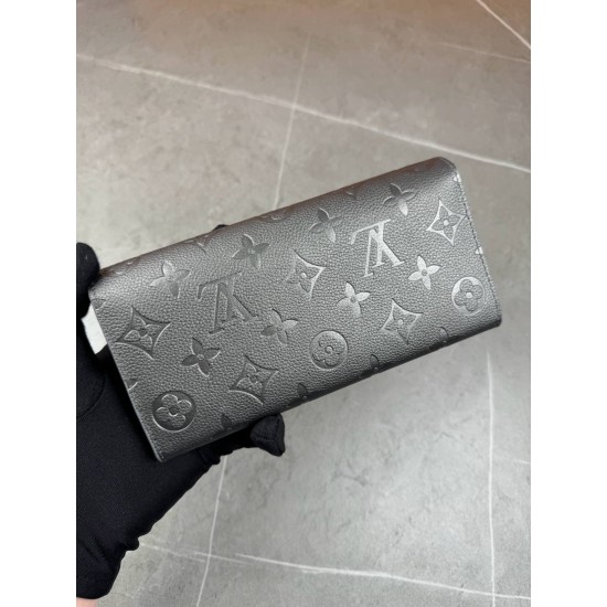 LV Bags High Quality Flip Wallet
