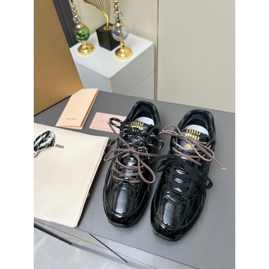 MiuMiu Shoes Top Quality