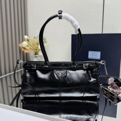 Prada Bags Top Quality
32x15.5x12cm