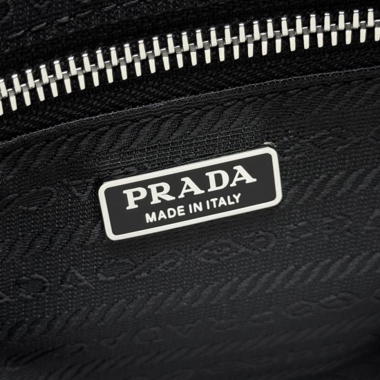 Prada Bags Top Quality
32x15.5x12cm