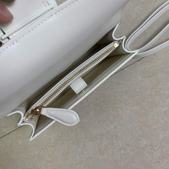 Pinko Bags Top Quality
21x13x6