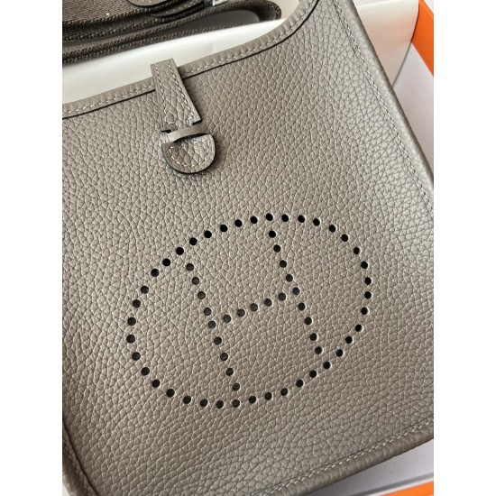 Hermes Bags Top Quality Evelyne 17cm
