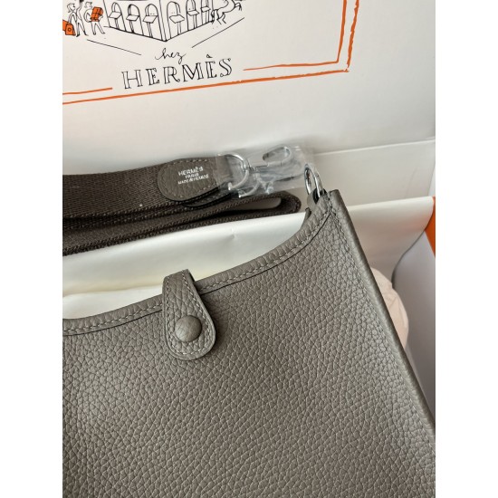 Hermes Bags Top Quality Evelyne 17cm
