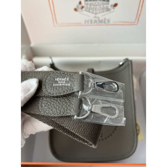 Hermes Bags Top Quality Evelyne 17cm
