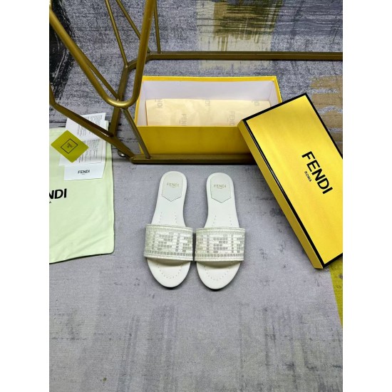 Fendi Shoes Top Quality
35-42