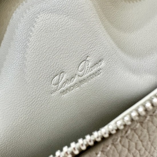 LP Bags Top Quality Size: 23 × 8 × 22cm