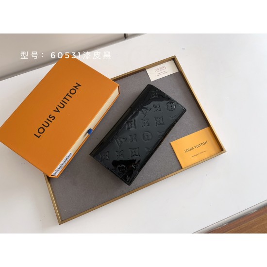 LV Bags High Quality Flip Wallet
