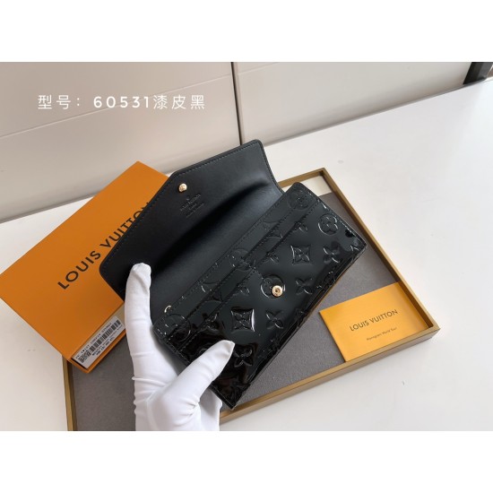 LV Bags High Quality Flip Wallet
