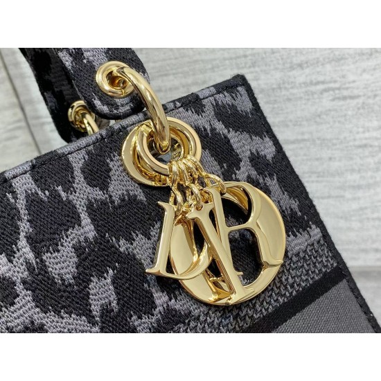 Dior Bags Top Quality
Five Grid