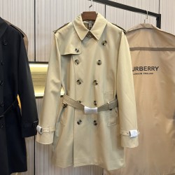 Burberry coat
uk4，6，8，10，12
