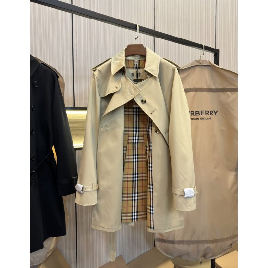Burberry coat
uk4，6，8，10，12