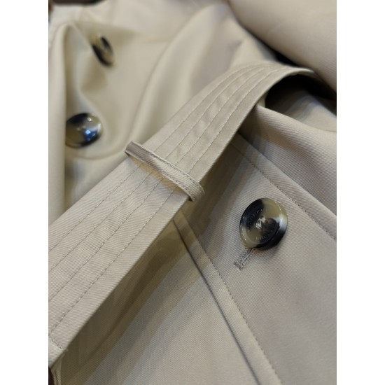 Burberry coat
uk4，6，8，10，12