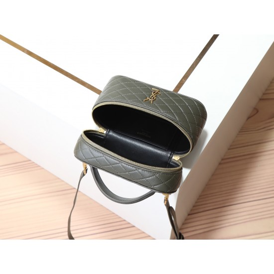 YSL Bags Top Quality
18×11×6.5 cm