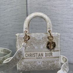 Dior Bags Top Quality
Five Grid
