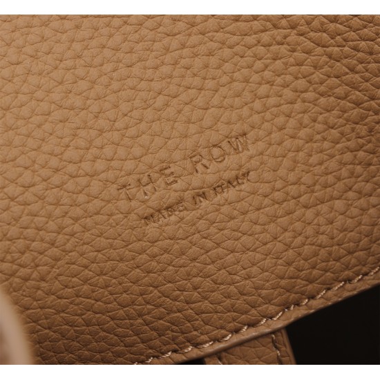 The Row Bags Top Quality
Small:26.20.18
Big:38.26.23