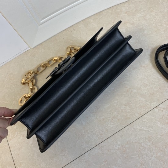 Pinko Bags Top Quality
27*17*8cm