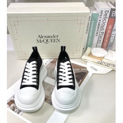 McQueen Shoes High Quality
women 35-40 

men 39-44