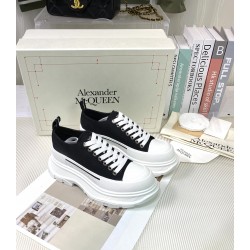 McQueen Shoes High Quality
women 35-40 

men 39-44