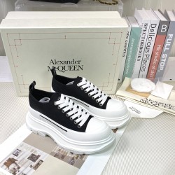 McQueen Shoes High Quality
women 35-40 

men 39-44