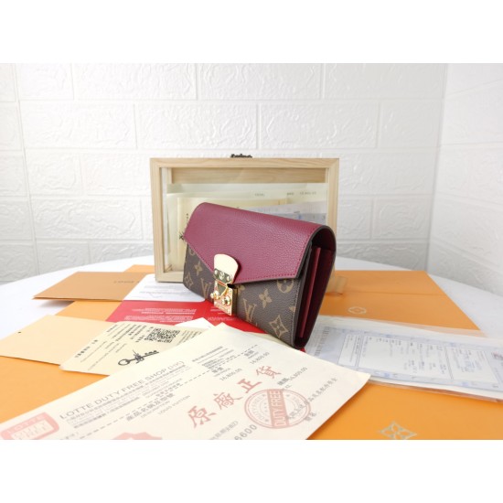 LV Bags High Quality Flip Wallet
