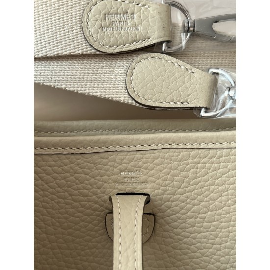 Hermes Bags Top Quality Evelyne 17cm
