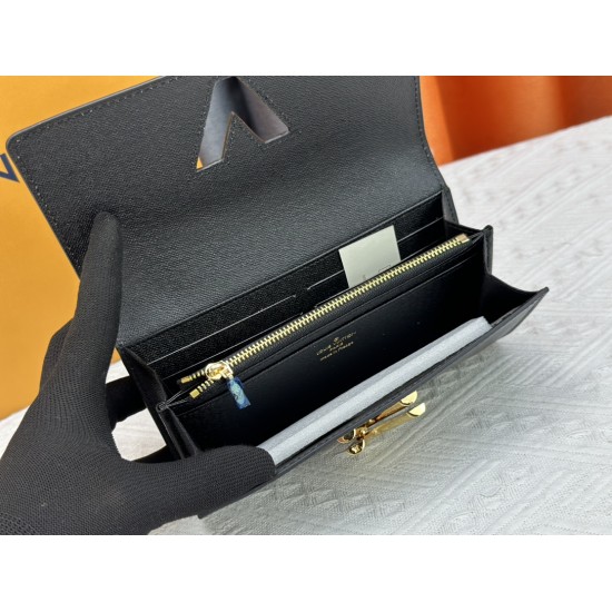 LV Bags High Quality Flip Wallet
