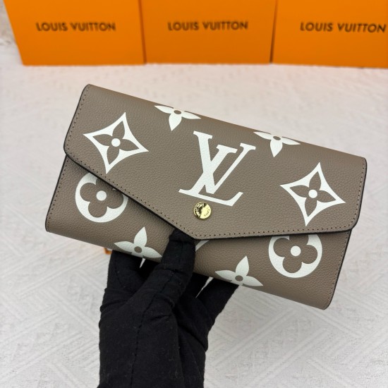 LV Bags High Quality Flip Wallet
