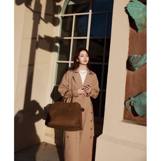 The Row Bags Top Quality
Small:26.20.18
Big:38.26.23