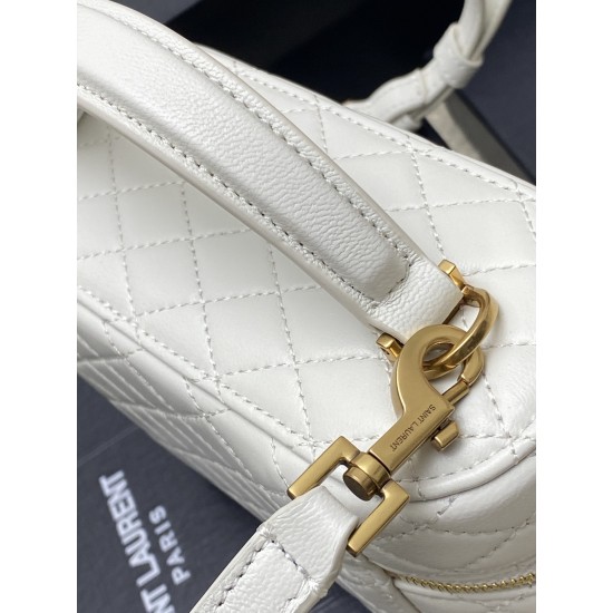 YSL Bags Top Quality
18×11×6.5 cm