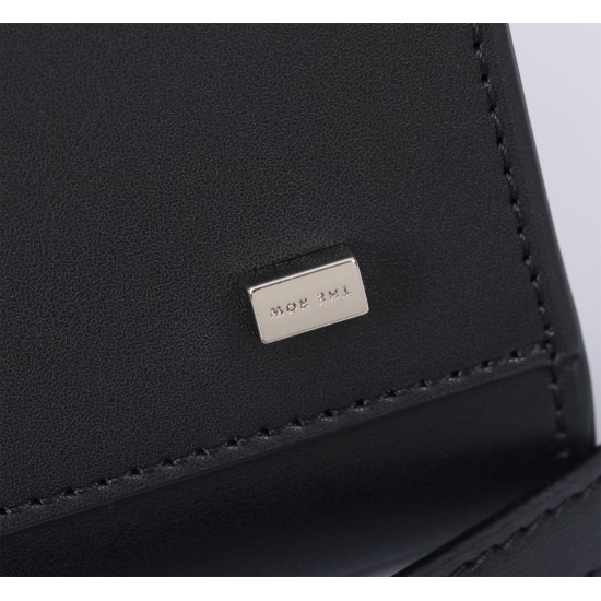 The Row Bags Top Quality
Small:26.20.18
Big:38.26.23