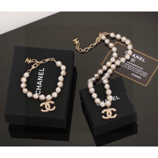 Chanel Jewelry Bracelet