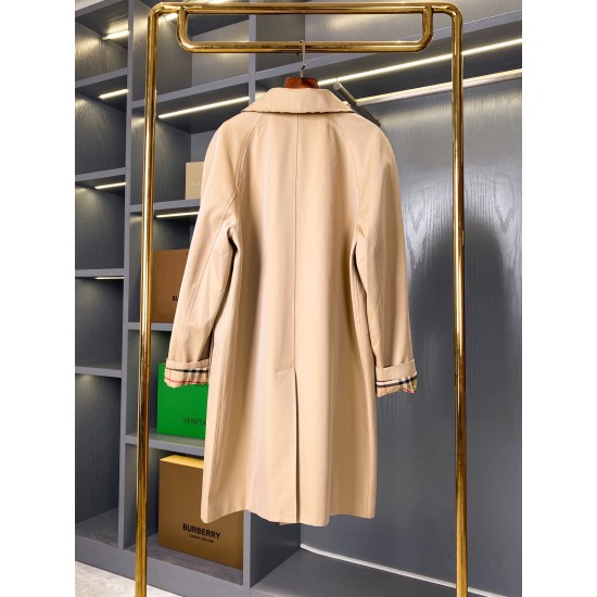 Burberry coat
uk4，6，8，10，12