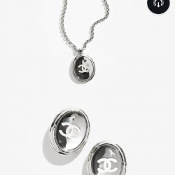 Chanel Jewelry Necklace