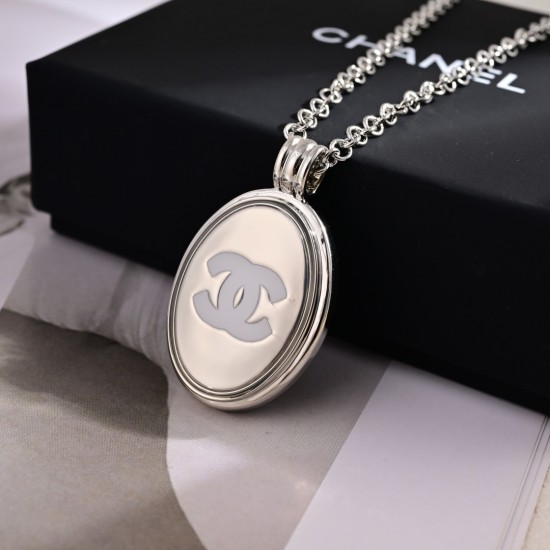 Chanel Jewelry Necklace