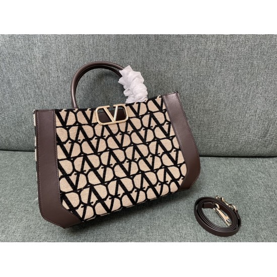 Valentino Bags Top Quality
35/25/17cm