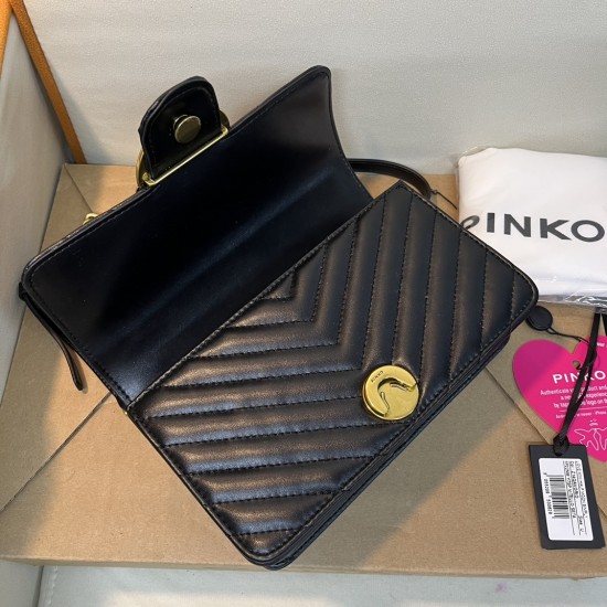 Pinko Bags Top Quality
21x13x6