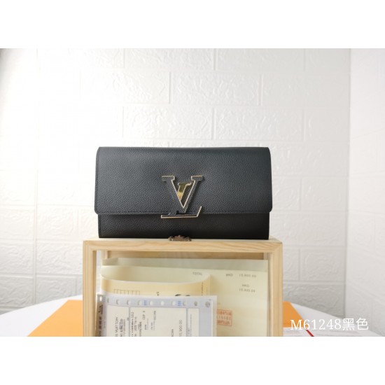 LV Bags High Quality Flip Wallet
