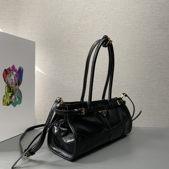Prada Bags Top Quality
32x15.5x12cm